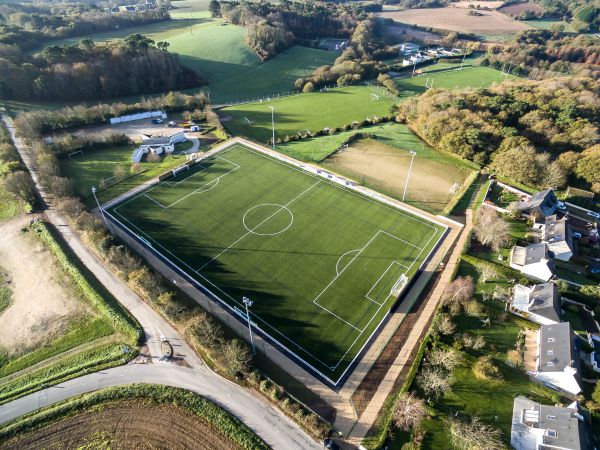 Terrain synthétique - Sportingsols, constructeur de terrains de football synthétiques